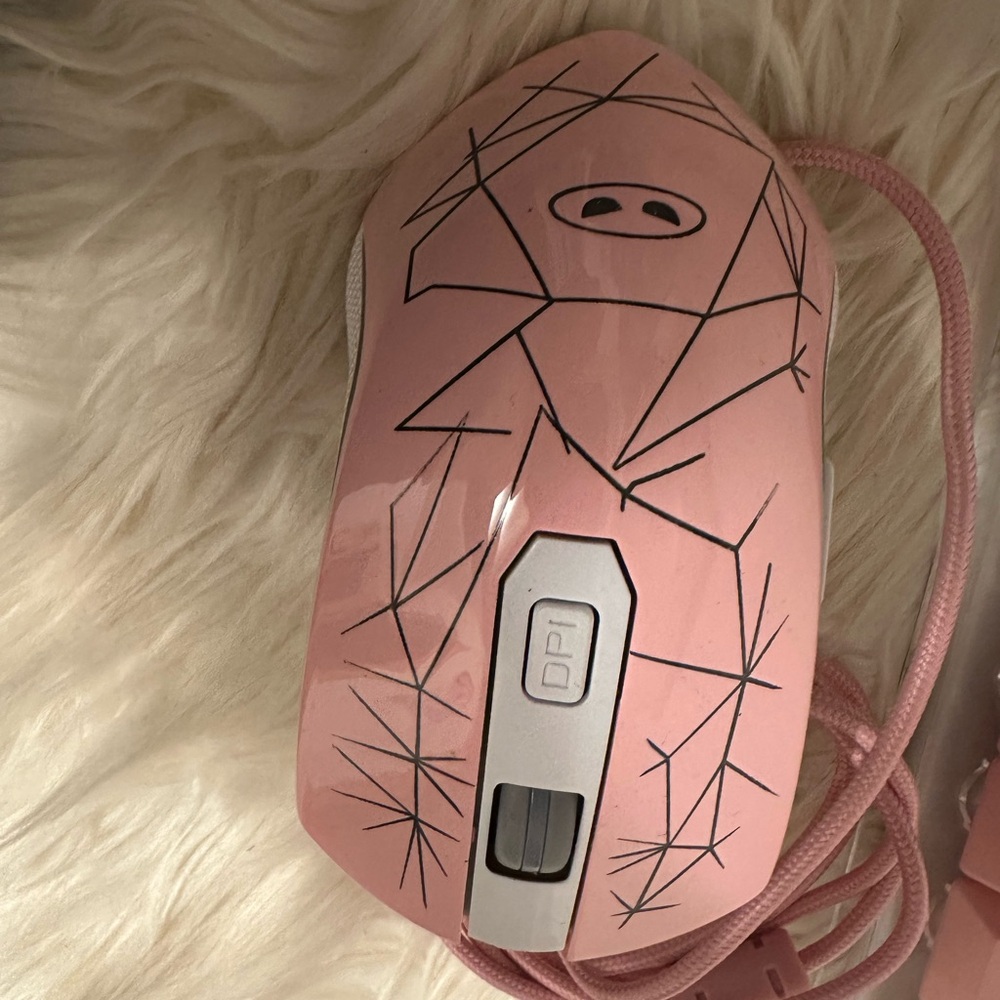 Pink Wired Gaming Mouse and keyboard